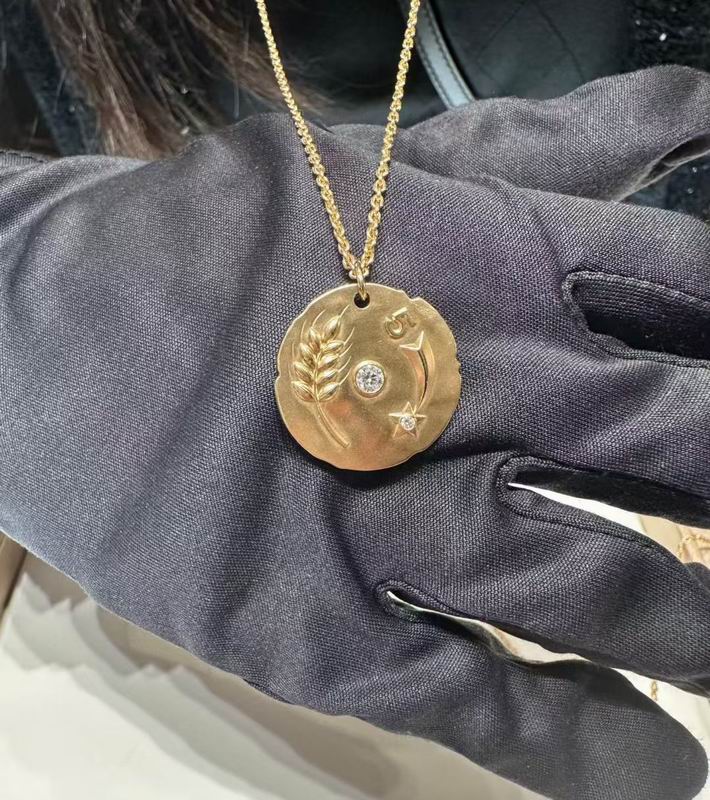 Chanel Necklace 07yxs53